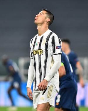 Juventus v porto: şampiyonlar ligi son 16 saniyelik maç - canlı! 7 juventus’tan cristiano ronaldo dehşetle tepki veriyor.