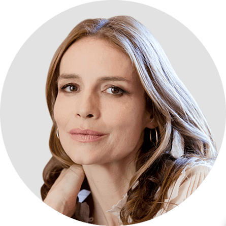 Saffron Burrows. Circular panelist byline.