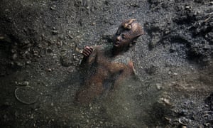 Bronze statue of Pharaoh with khepresh crown - 26th-29th dynasty (664-380BC) Thonis Heracleion