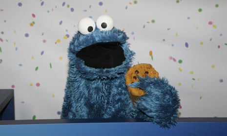 Eating Puppet Cookie Monster and Ohio senator make odd allies in shrinkflation ...