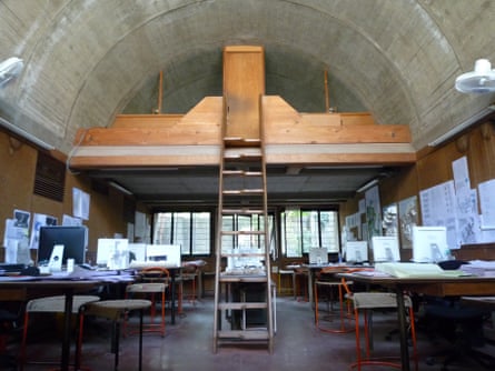 The interior of the Sangath studio, which recalls the vaulted buildings of Le Corbusier and caves of Buddhist chaitya halls.