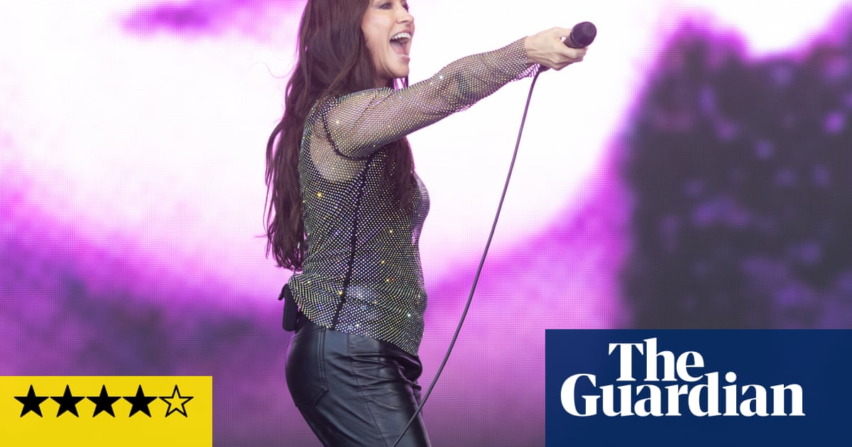 Alanis Morissette at Glastonbury review spectacular sundown set by a unique feminist artist