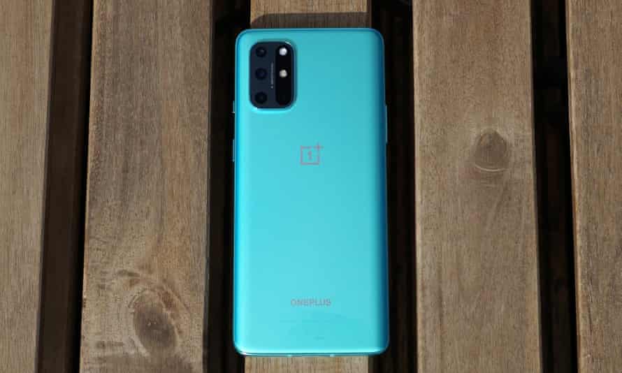 Oneplus 8t Review Slick Phone Fully Charges In Just 37 Minutes Smartphones The Guardian Oneplus 8t Review Slick Phone Fully Charges In Just 37 Minutes Smartphones The Guardian