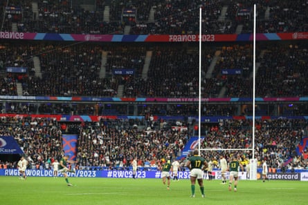 Handre Pollard kicks South Africa's third and winning penalty during the 2023 Rugby World Cup semi-final against England.