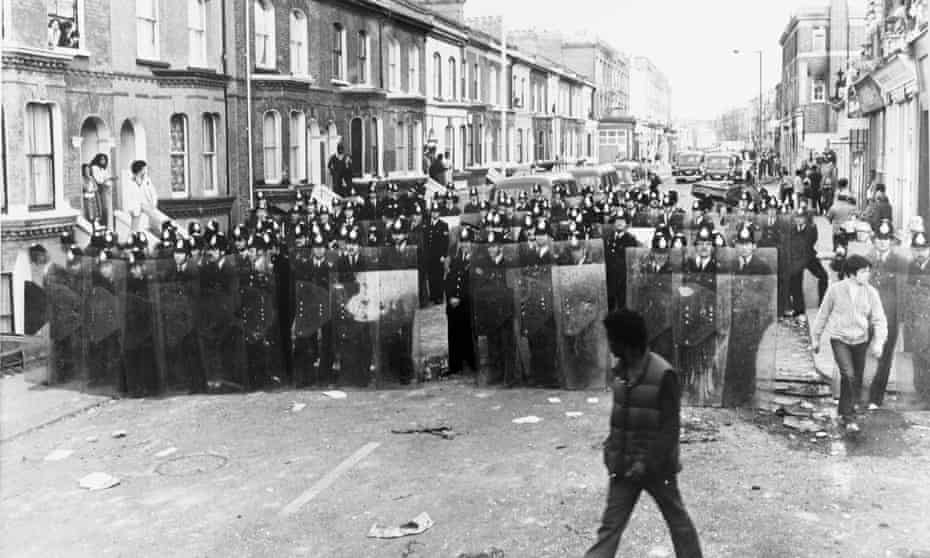 Brixton rioting flares again as police move in – archive, 1981 | Race | The Guardian