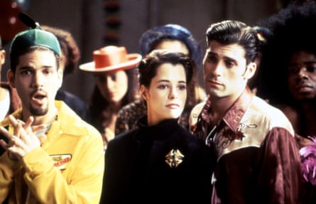 Guillermo Diaz, Parker Posey and Anthony DeSando in Party Girl.