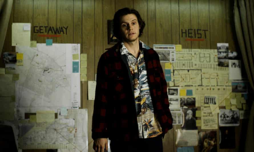 American Animals Review Deft Treatment Of A Shambolic Heist Crime Films The Guardian American Animals Review Deft Treatment Of A Shambolic Heist Crime Films The Guardian