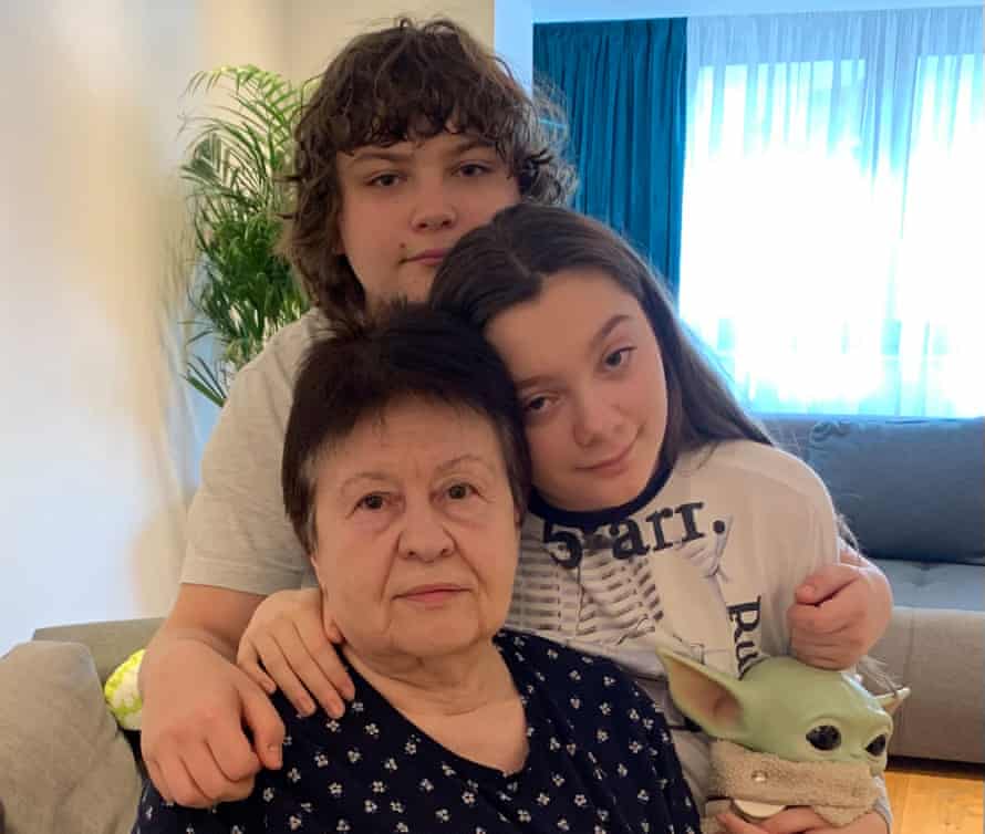 Olga Selivanova, with 12-year-old twins Kira and Sasha Kuievda.