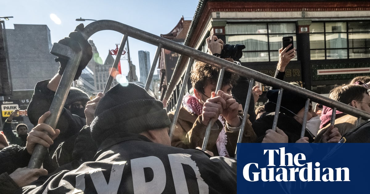 Several protesters arrested after ICE raid thwarted in New York City