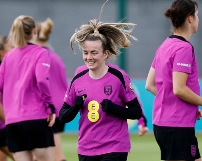 Lauren Hemp confident Lionesses will bounce back from Spain hammering