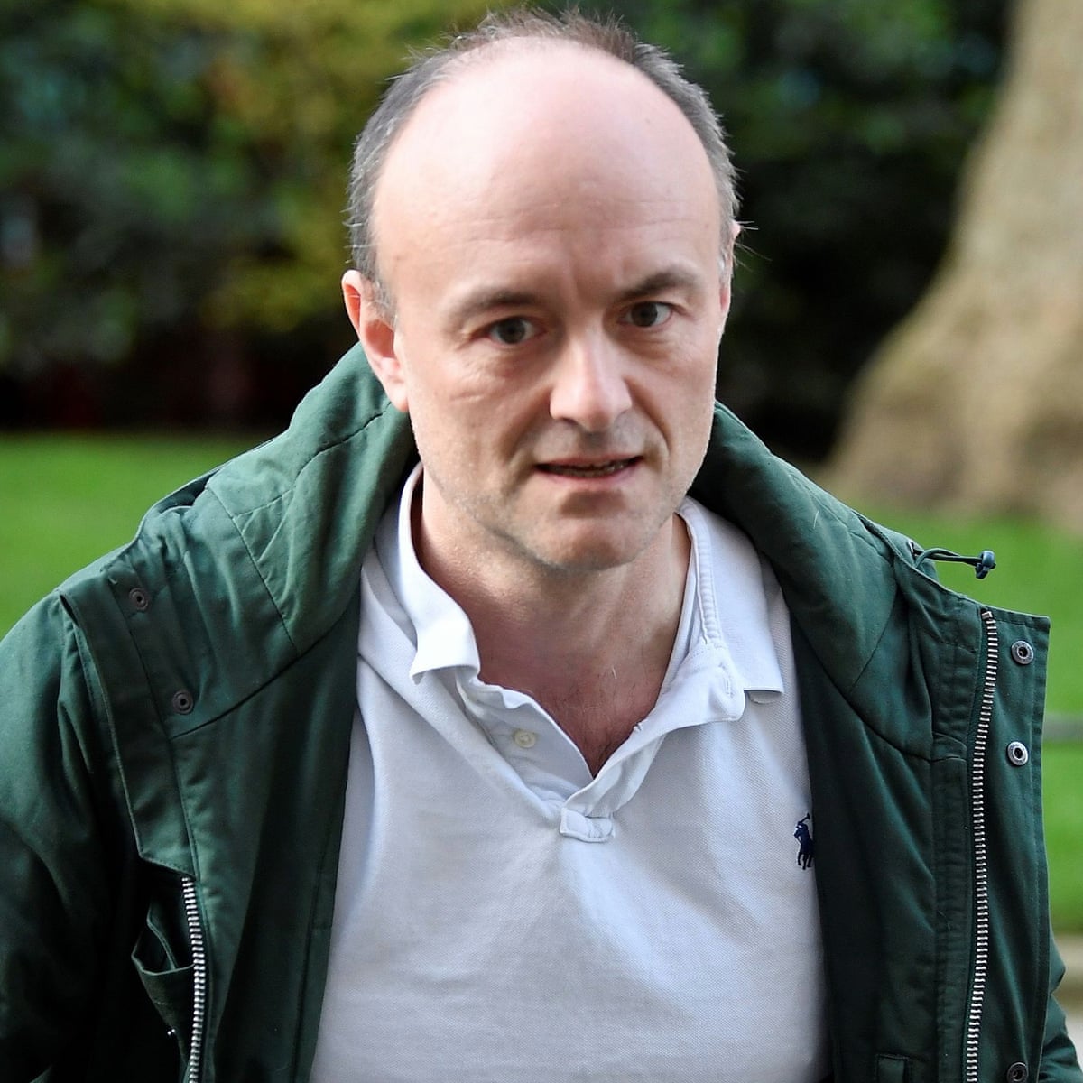 Dominic Cummings Self Isolates After Experiencing Coronavirus Symptoms Politics The Guardian