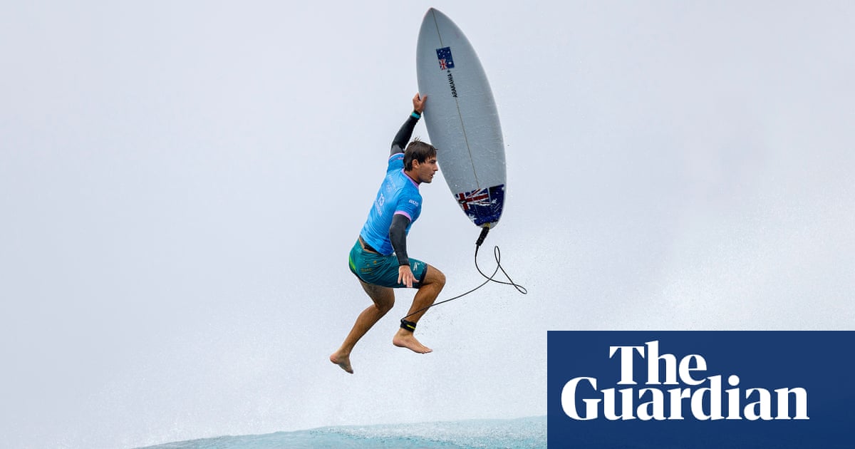 Jack Robinson Changes Surfboard Design After Complaints