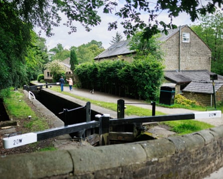 Lock 20W on the Huddersfield narrow canal.
