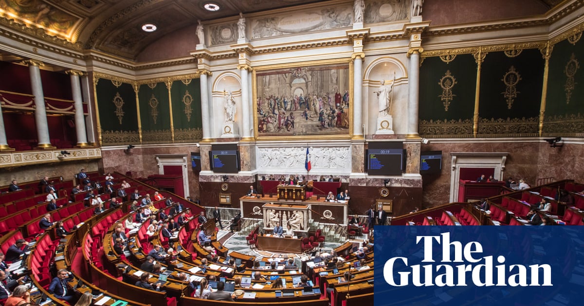 French MPs poised to approve €20bn inflation relief package