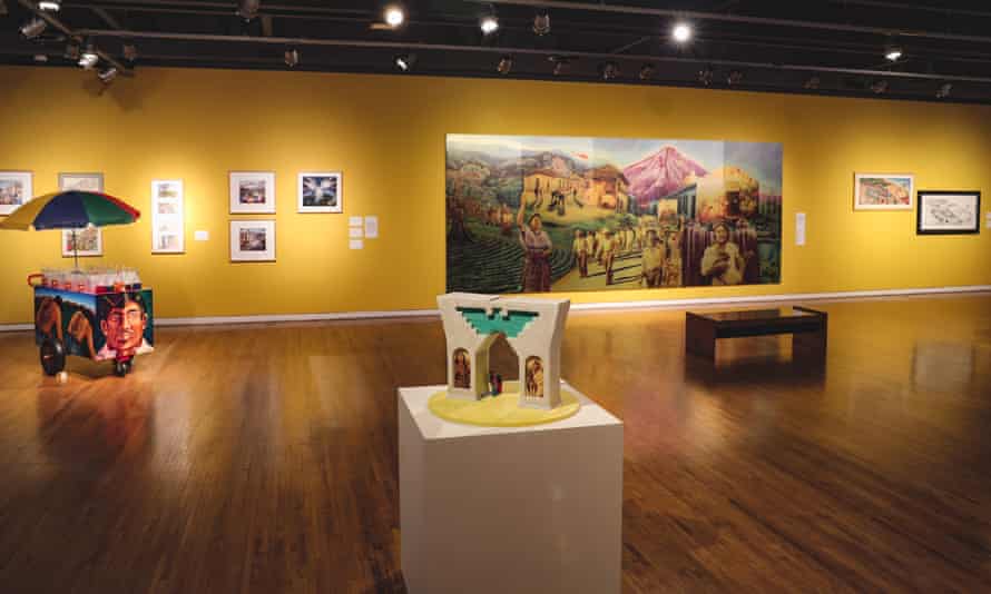 El Museo de Arte Latinoamericano de Long Beach, California, presenta la primera gran retrospectiva de su obra.