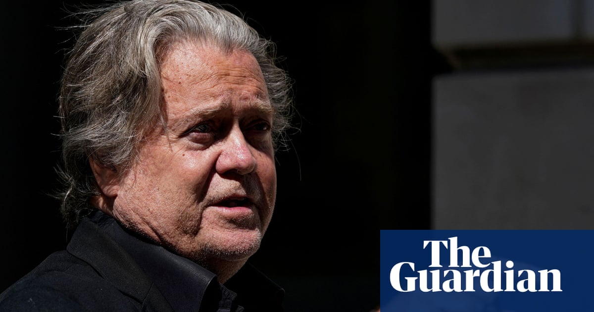Steve Bannon appears in court as contempt-of-Congress trial begins