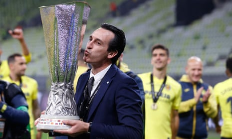 Unai Emery with the Europa League trophy, an honour he has won four times in his career.