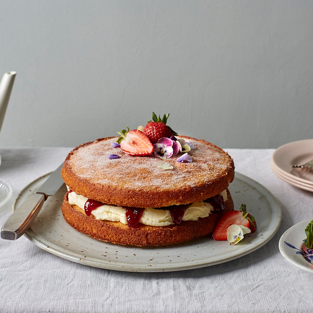 How To Make The Perfect Victoria Sponge Cake Cake The Guardian How To Make The Perfect Victoria Sponge Cake Cake The Guardian