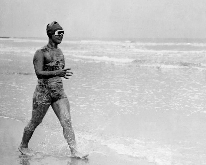 Historic Swim: Gertrude Ederle Makes Waves as First Woman to Cross English Channel