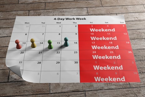 Calendar showing four-day work week schedule and long weekend.