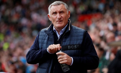Tony Mowbray on the touchline during his time as Sunderland manager in 2023
