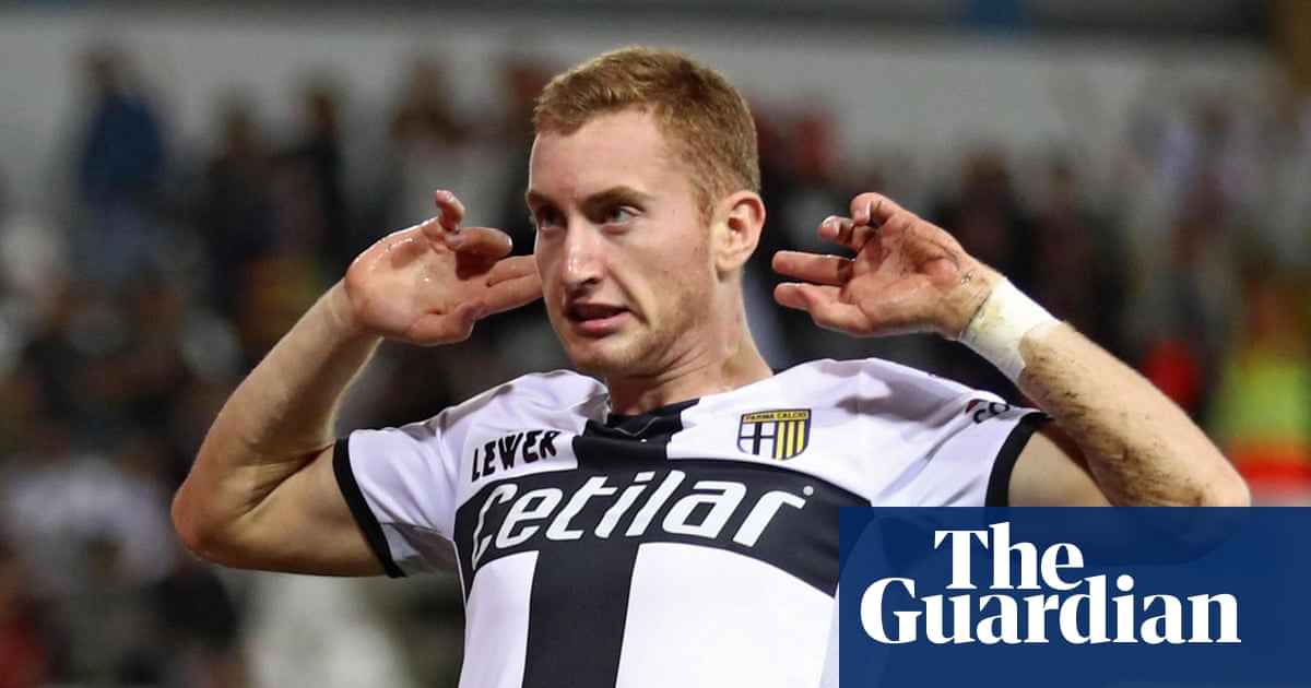 Juventus Agree Deal To Sign 19 Year Old Midfielder Dejan Kulusevski For 30m