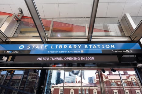 The Franklin Street entrance to State Library station