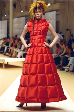 Elson wears a padded floor-length dress at Chanel’s haute couture Autumn/Winter 99/00 show in Paris
