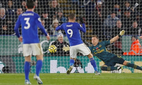 Leicester City’s Jamie Vardy scores their first goal.