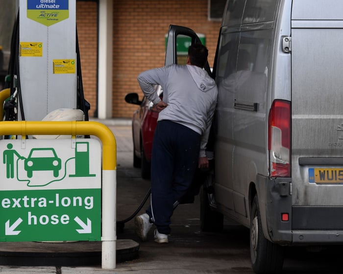 UK van drivers face extra £2.5bn in diesel costs this year, figures show