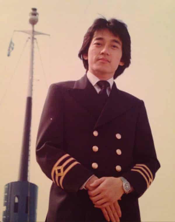 والد جيما تشان عام 1975 ، خلال فترة عمله في البحرية التجارية.