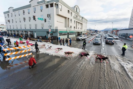 The ceremonial start of the course in Anchorage, Alaska, had to be shortened due to lack of snow.