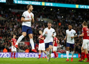 Kane celebrates the cushion with two goals.