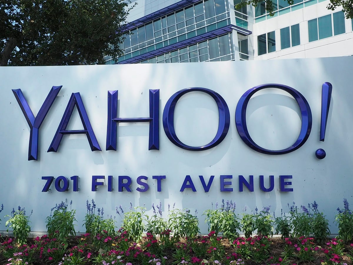 yahoo faces questions after hack of half a billion accounts yahoo the guardian