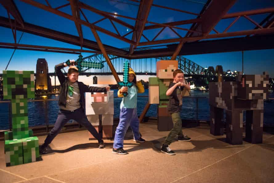 Minecraft Competition Brings Fights And Fist Bumps To The Sydney Opera House Minecraft The Guardian