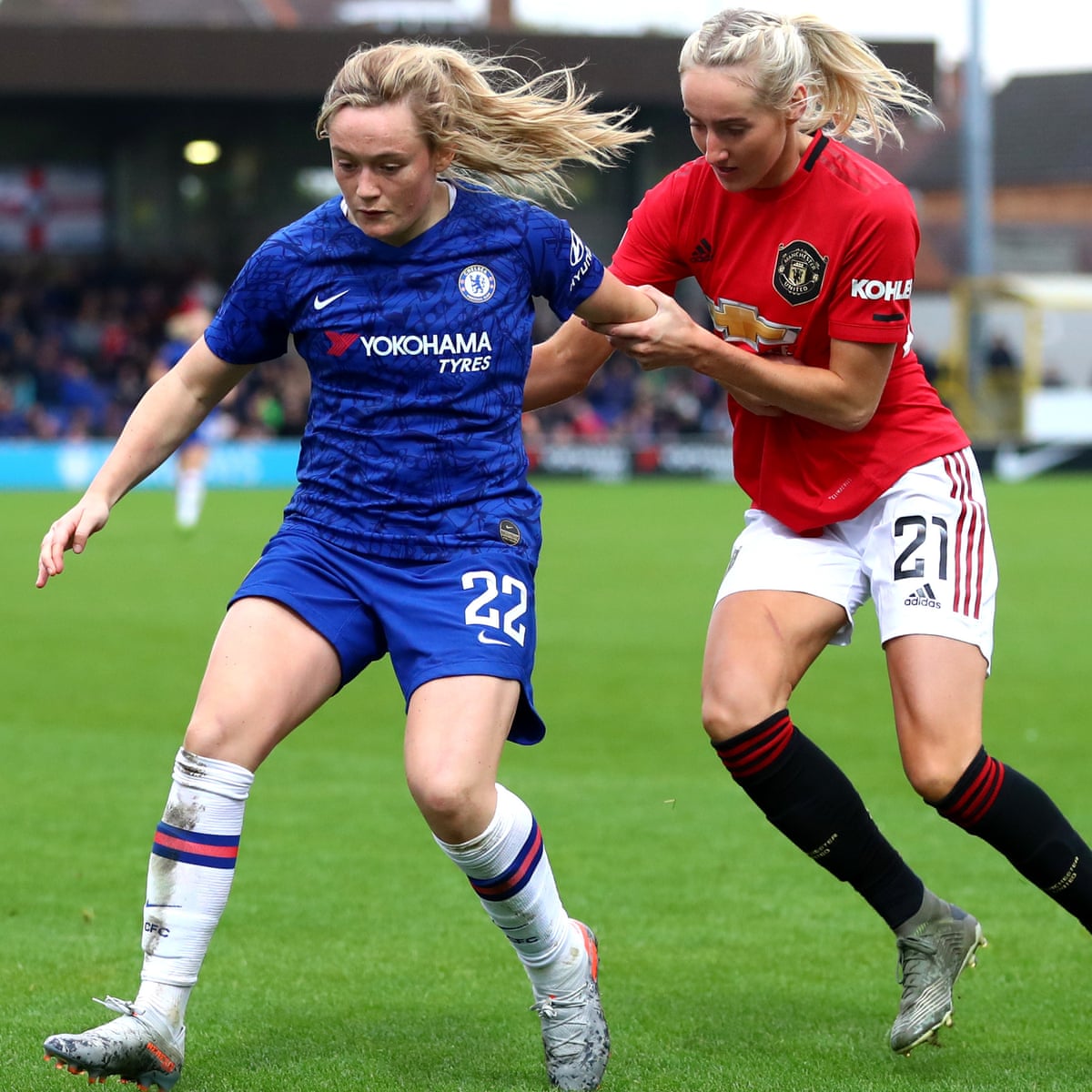 Manchester United Women Up Their Game With Sleep Watches And Yoga Football The Guardian