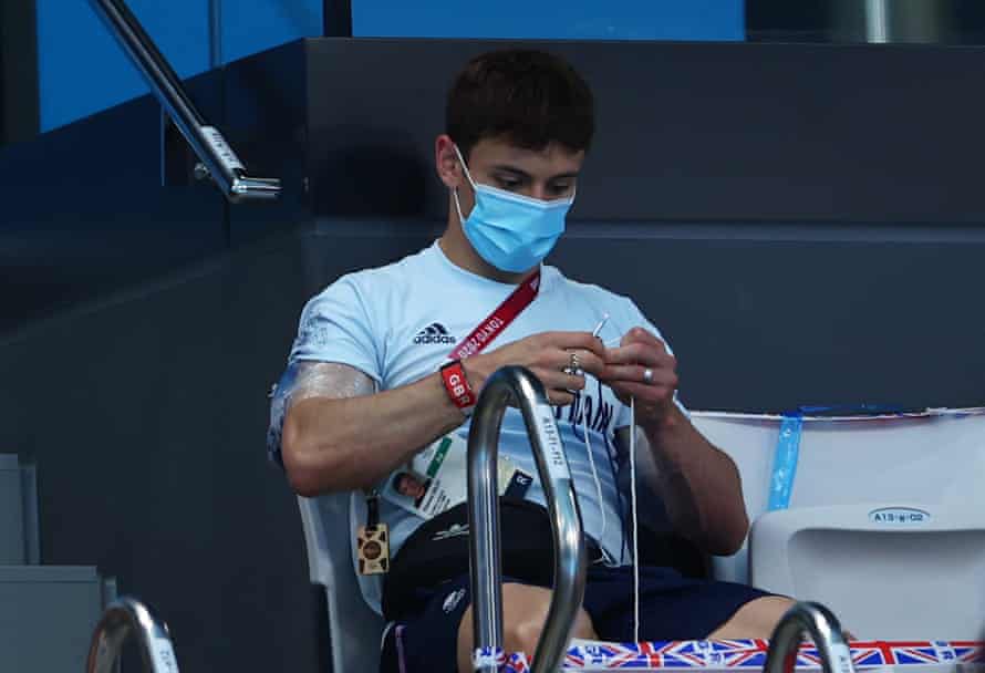 Love, courage and solidarity: 20 essential lessons young athletes taught us this summer | Tokyo Olympic Games 2020 6 Tom Daley knitting in the stands at Tokyo 2020