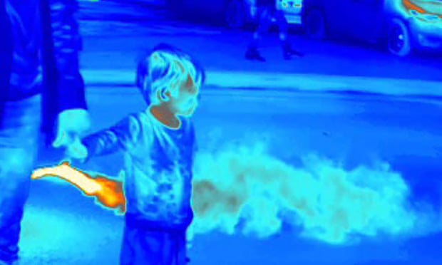 Thermal imaging shows how children’s shorter height places them closer to passing exhaust fumes. 