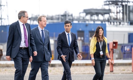 Simon Roddy, Shell senior vice president, Alister Jack, secretary of state for Scotland, Rishi Sunak and Kerry O'Neill Plant Manager during a visit to Shell St Fergus Gas Plant in Peterhead, Aberdeenshire