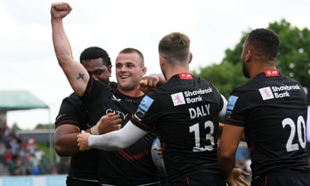 Ben Earl completes his hat-trick for Saracens in their win.