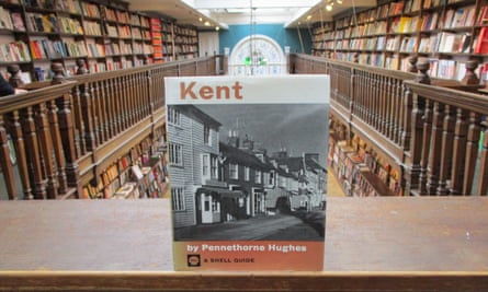 The Shell Guide to Kent by Pennethorne Hughes