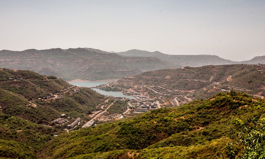 HCC claim that 80% of Lavasa’s population will be able to access the town centere with a 15-minute walk.