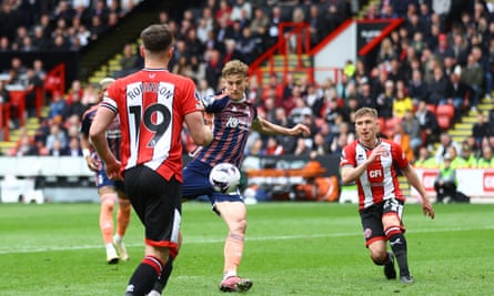 Nottingham Forest's Ryan Yates scores against Sheffield United.