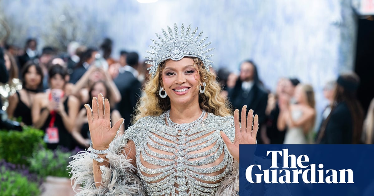 Met Gala 2026: stars showcase outfits on the red carpet – video | Met Gala 2026 Met Gala 2026: stars showcase outfits on the red carpet – video | Met Gala 2026