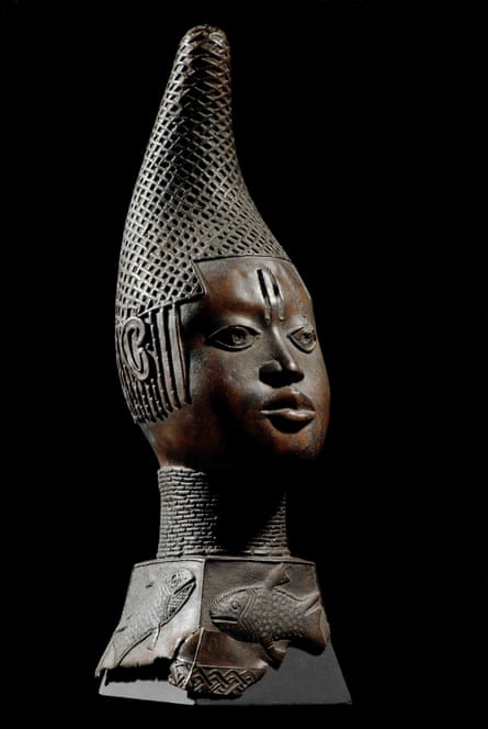 Memorial Head Queen Mother.