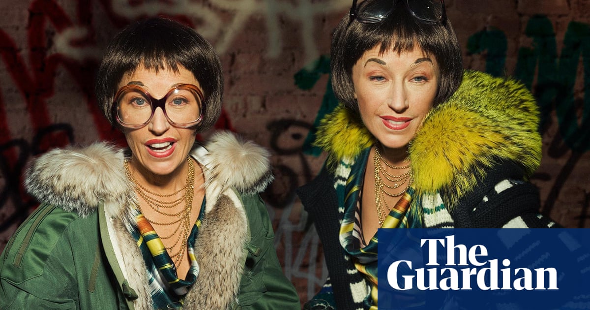 Cindy Sherman Review High Society Selfies By Quintessential Postmodernist Cindy Sherman The Guardian