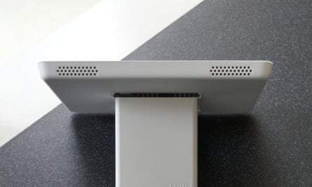 The speakers of the Echo Hub