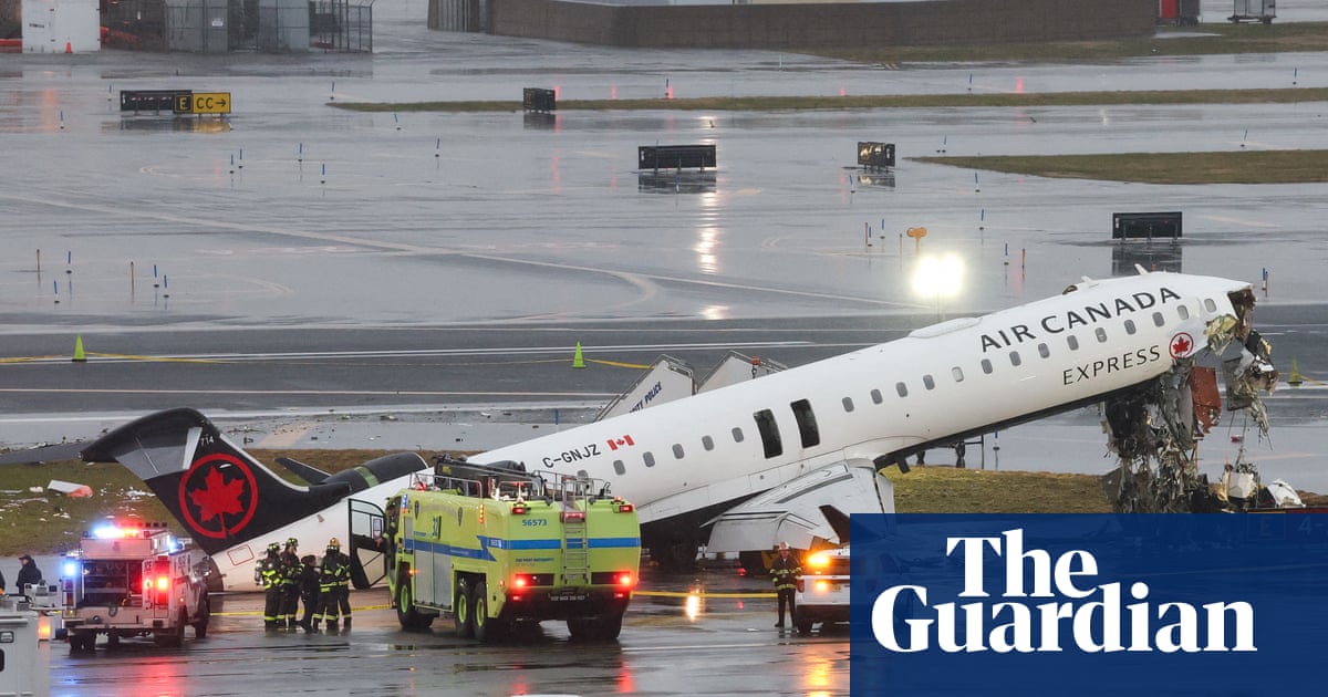 LaGuardia firefighter heard ‘stop’ before crash but didn’t know who it was for, report says