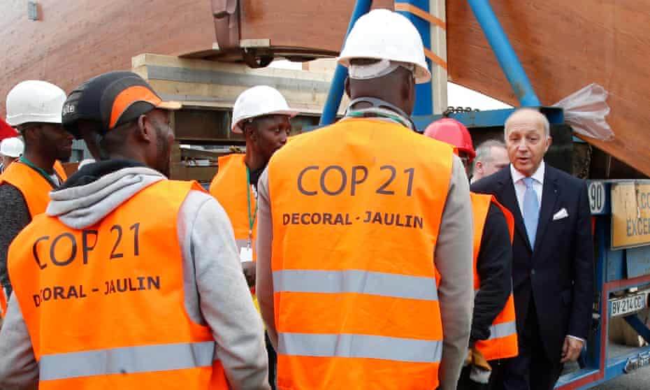 Workers prepare Paris site for COP21 climate talks
