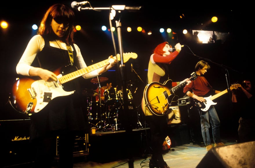 Berney, center, with Emma Anderson and Steve Rippon, playing at the 1991 Nationals in Kilburn, London.